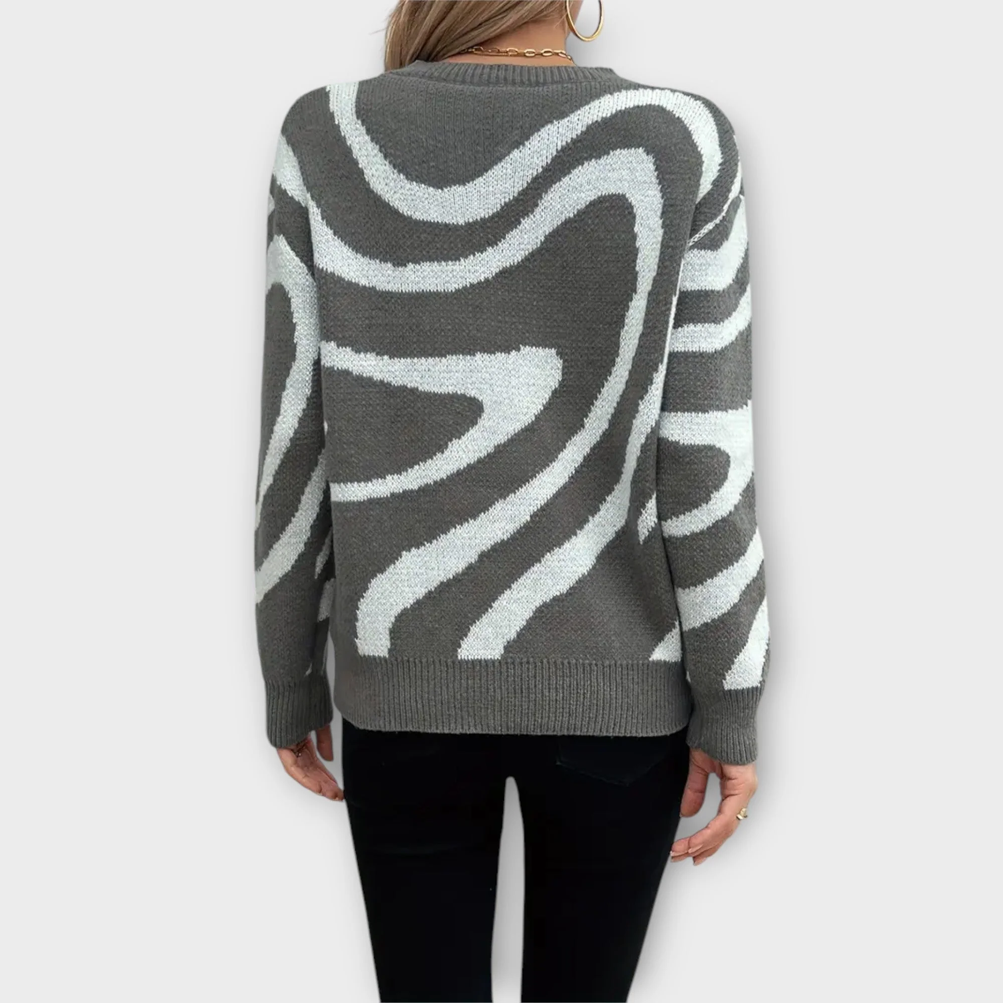 Pull Abstrait Chic pour Femme Camille - Image 3